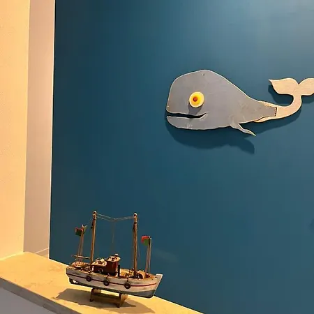 Almira And * 아기아 마리나