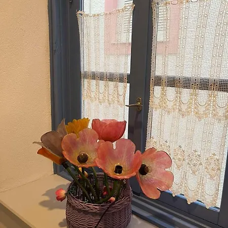 아파트 Almira And