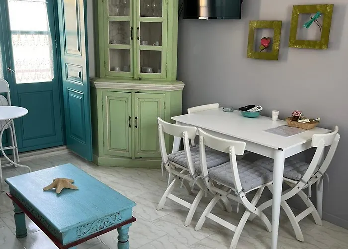 Almira And * 아기아 마리나