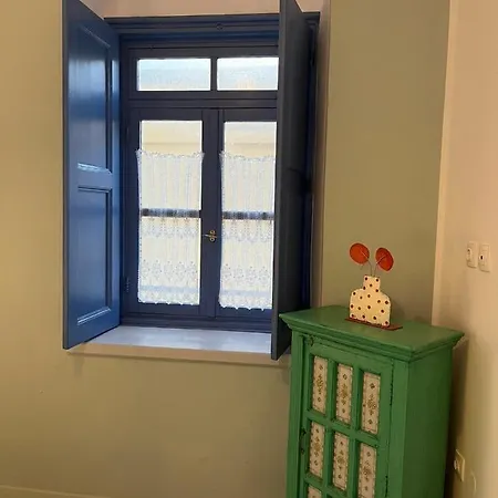 Almira And شقة اجيا مارينا