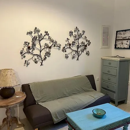 Almira And Апартаменты *