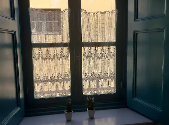 Almira And شقة اجيا مارينا